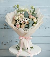 Букет цветов из:  Розы и Лизиантусы в Павлищево