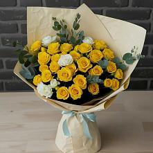 Букет цветов из:  Розы в Павлищево