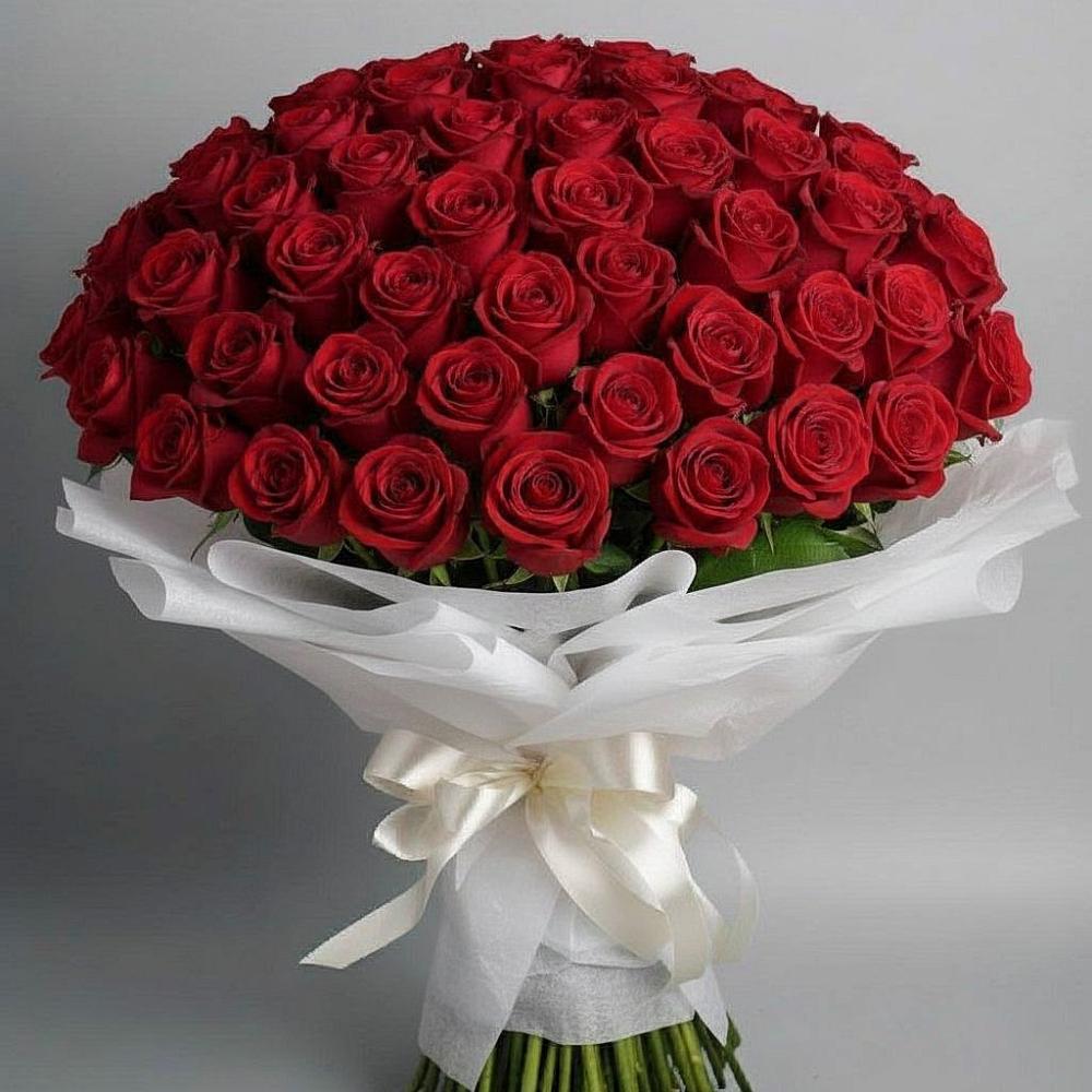 Букет 101 Красная роза Блэк Мэджик в Павлищево