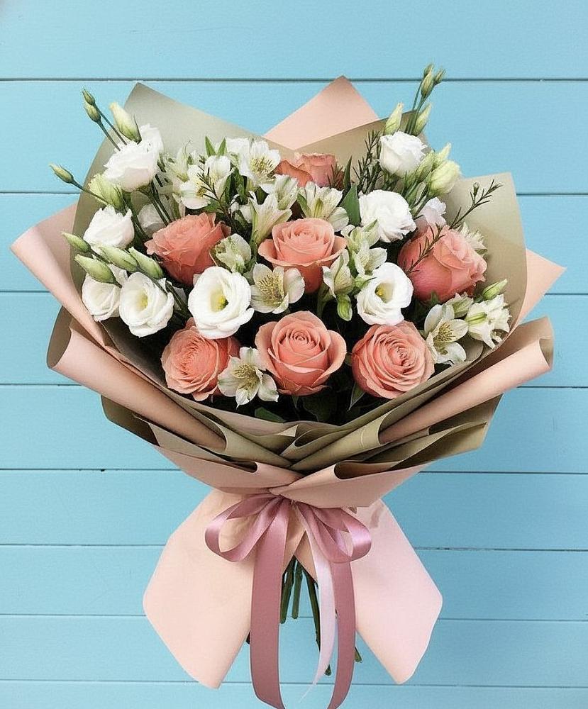 Букет цветов из: Розы, Альстромерии и Лизиантусы в Павлищево