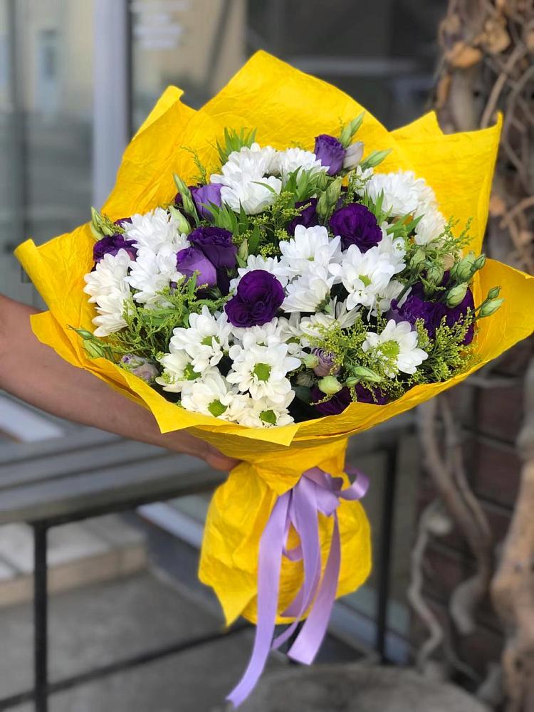 Букет цветов из: Ирисы, Хризантемы и Ромашки в Павлищево