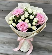 Букет цветов из:  Розы в Павлищево