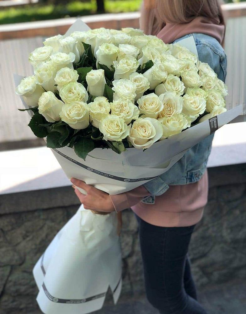 35 Белых роз в Павлищево Букет 35 Белых роз в Павлищево