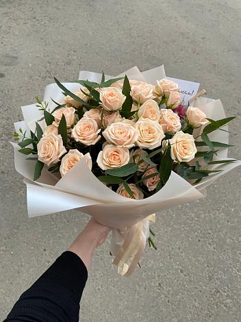 Букет Кремовые розы Латте в Павлищево