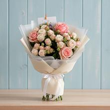 Букет цветов из:  Розы в Павлищево