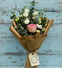 Букет цветов из:  Розы и Лизиантусы в Павлищево