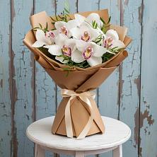 Букет цветов из:  Орхидеи и Розы в Павлищево